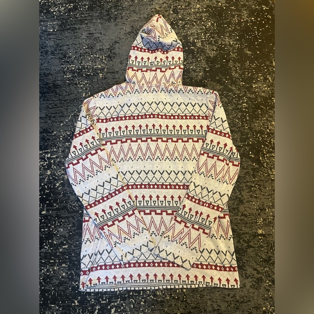 On the Byas hooded long sleeve t-shirt - Picture 4 of 4
